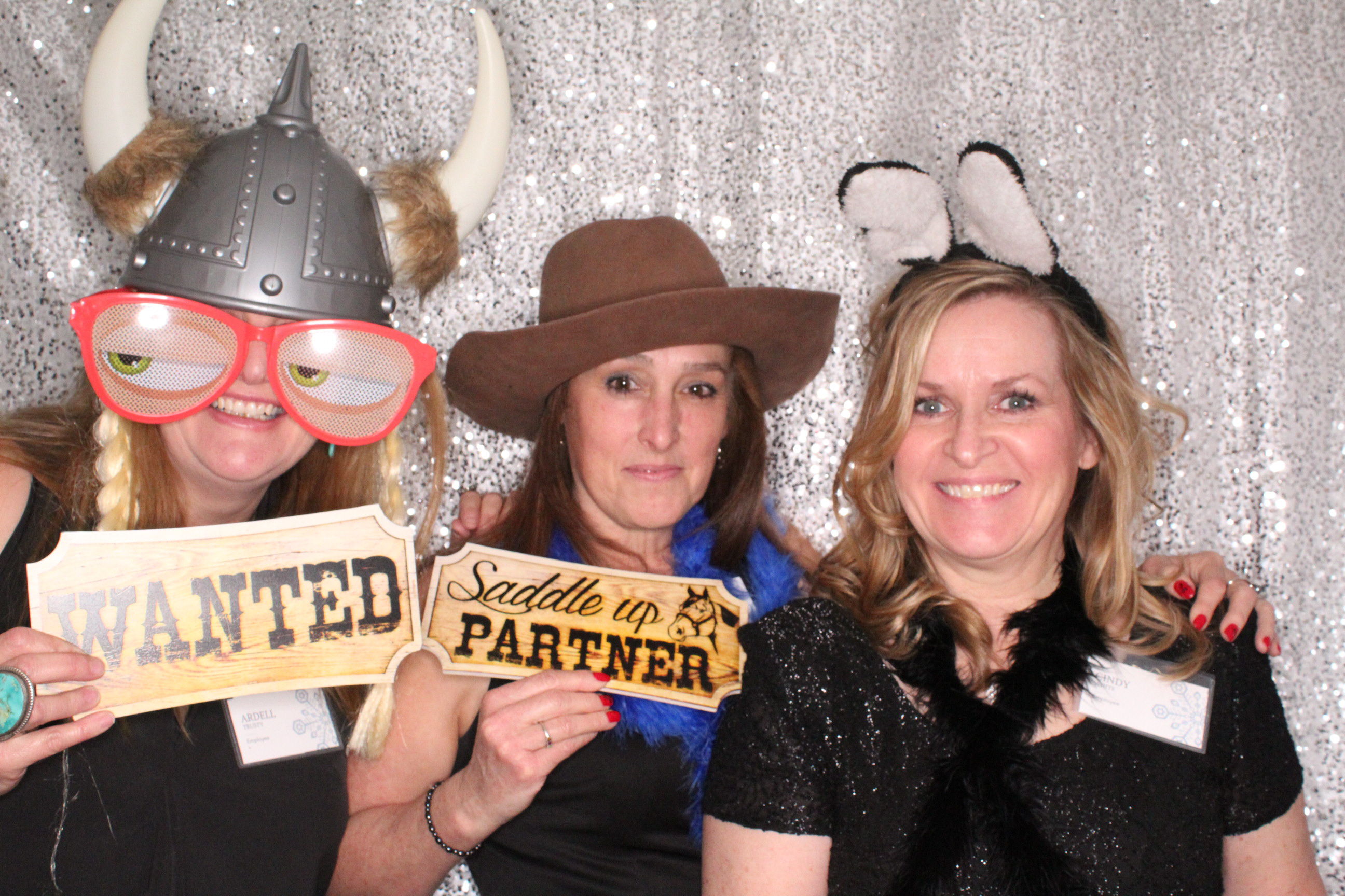 SCHEELS Year End Celebration | View more photos from the event at gallery.photoboothbillings.com/u/PhotoBoothBillings/SCHEELS-Year-End-Celebration